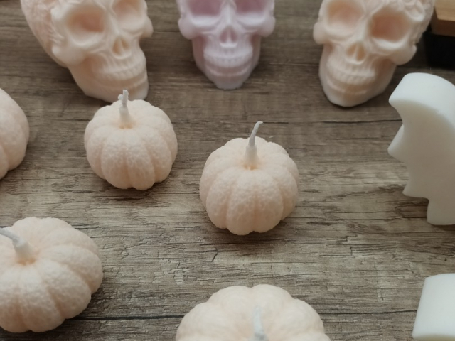 Nouvelle collection de bougie halloween chez votre fleuriste de Giberville 